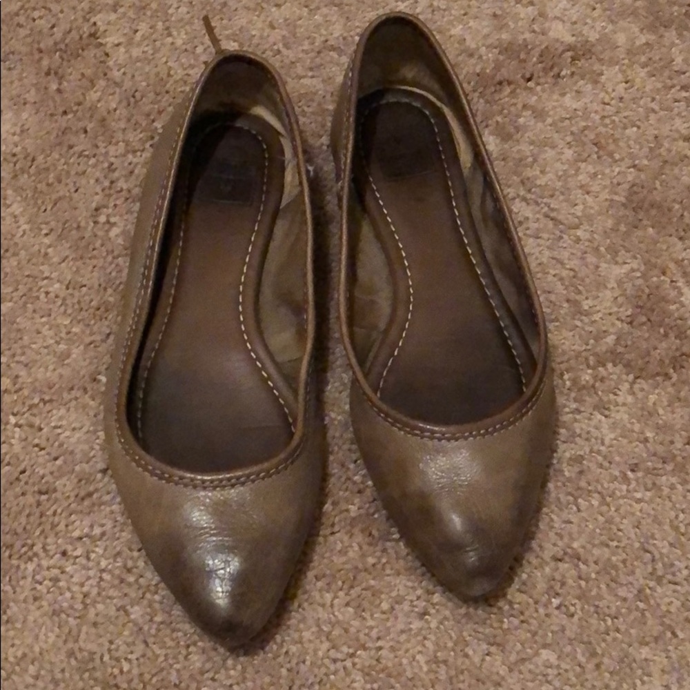 Frye Flats